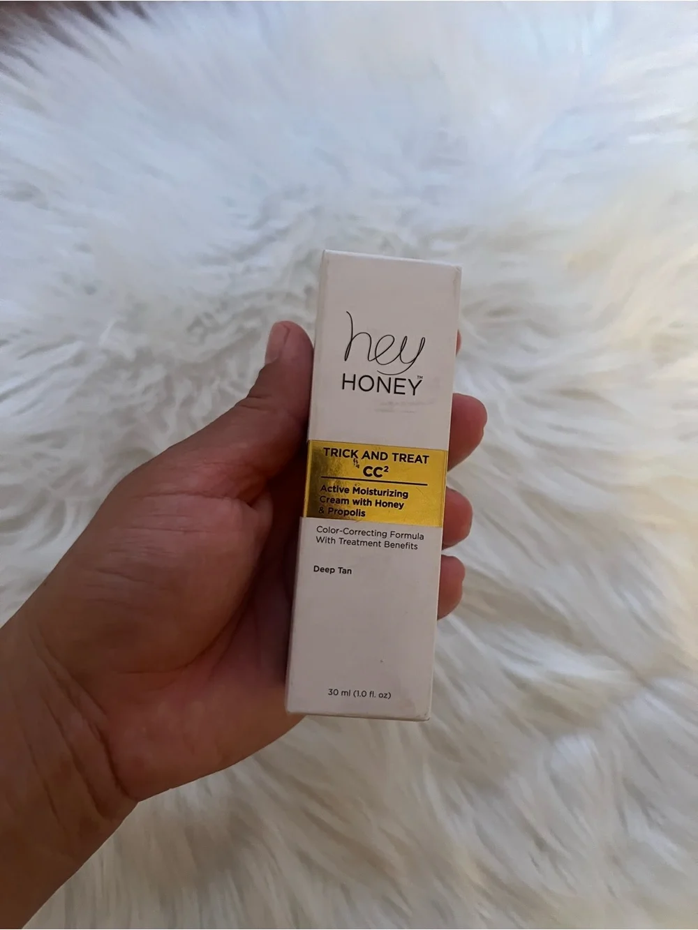 Hey Honey Trick and Treat CC2 Active Moisturizing Cream — Deep Tan